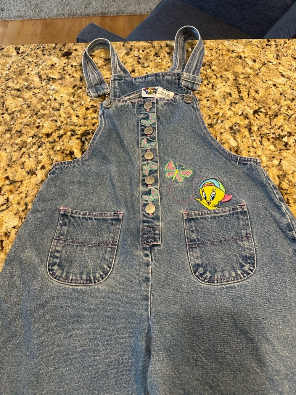 Vintage 1997 Girls Looney Tunes Short Overalls Tweety Bird sz 8 - Picture 2 of 7